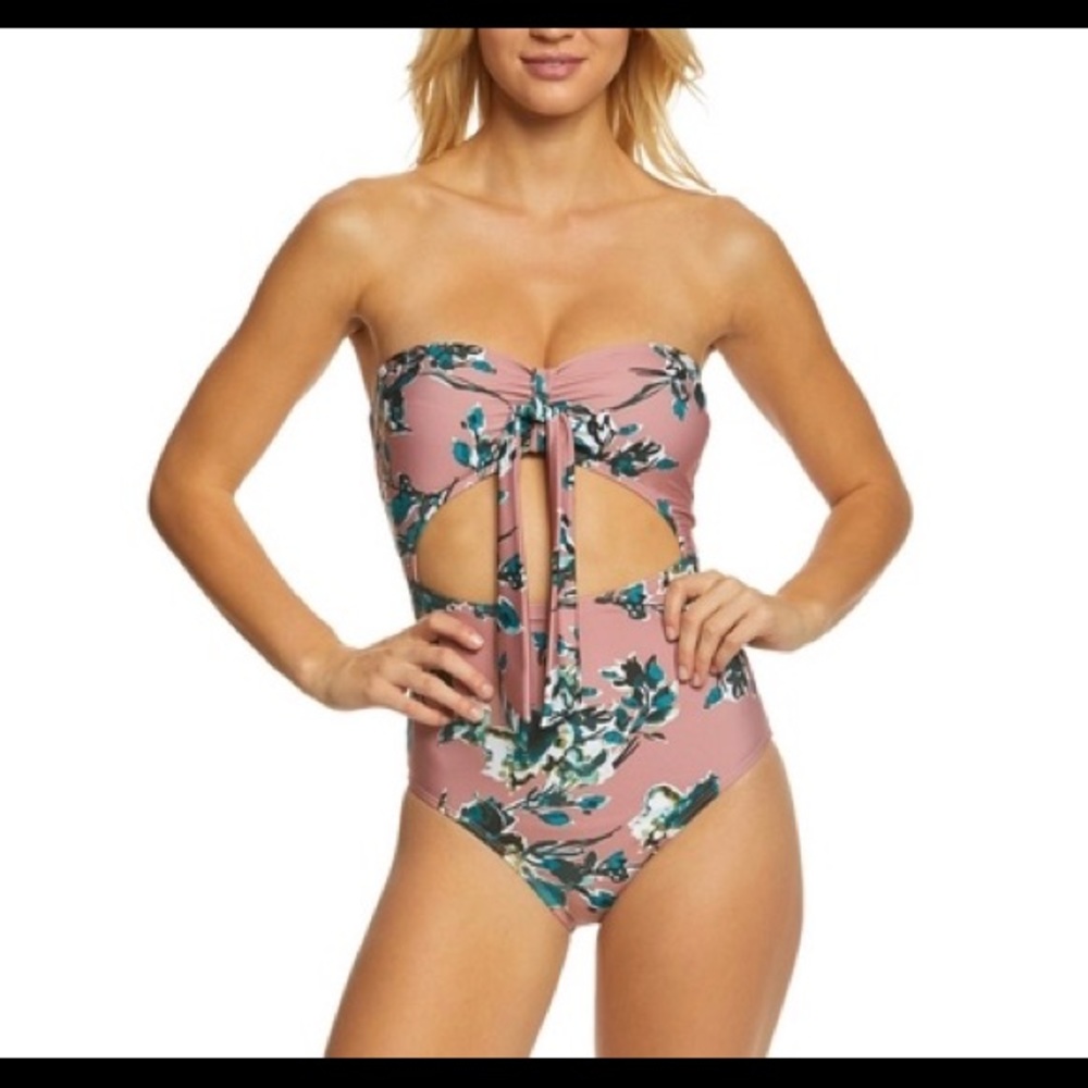 Splendid 1 piece suite NWOT